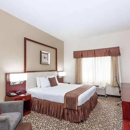 Baymont By Wyndham Columbia Fort Jackson Exterior photo
