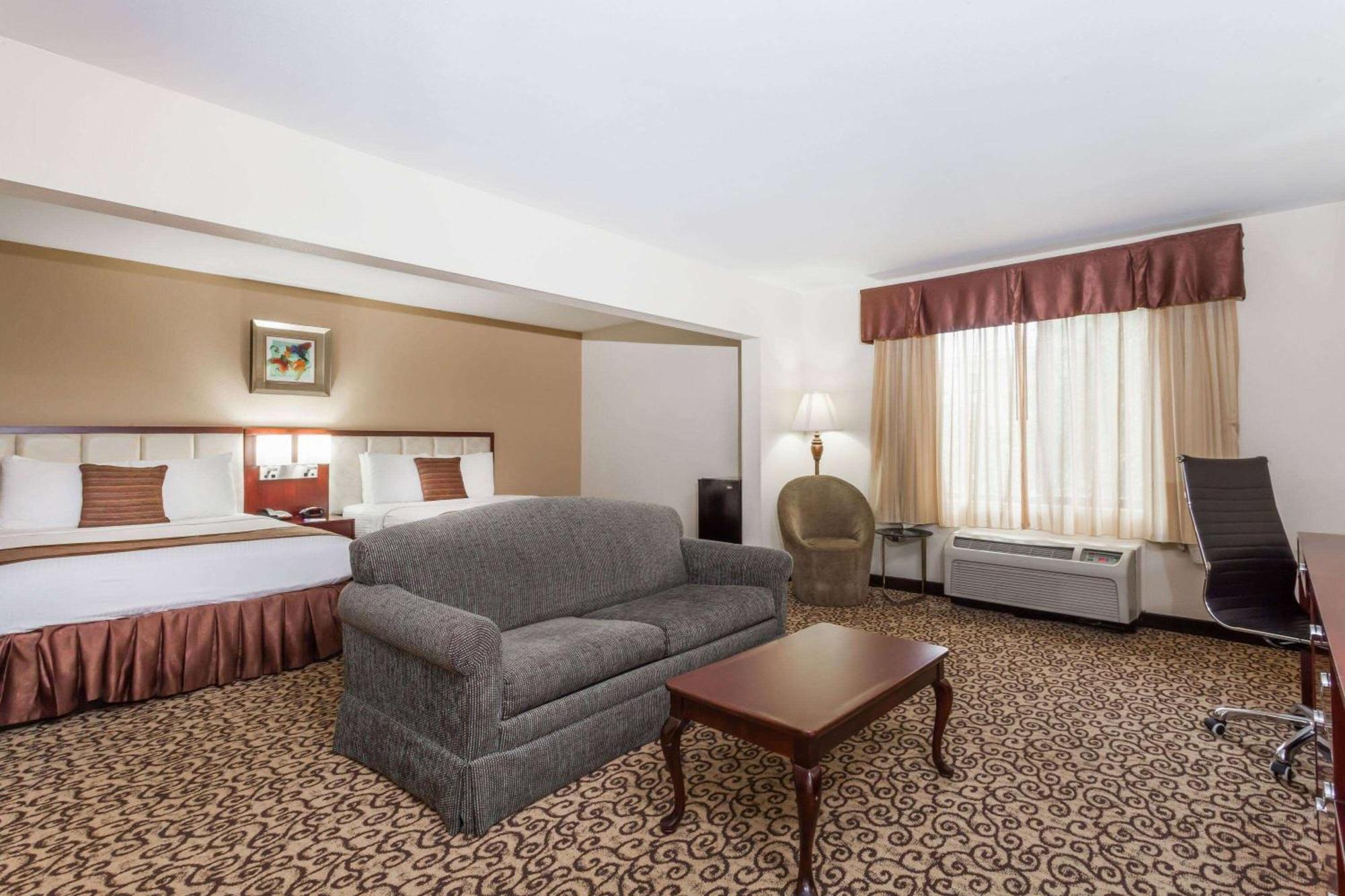 Baymont By Wyndham Jackson 3*