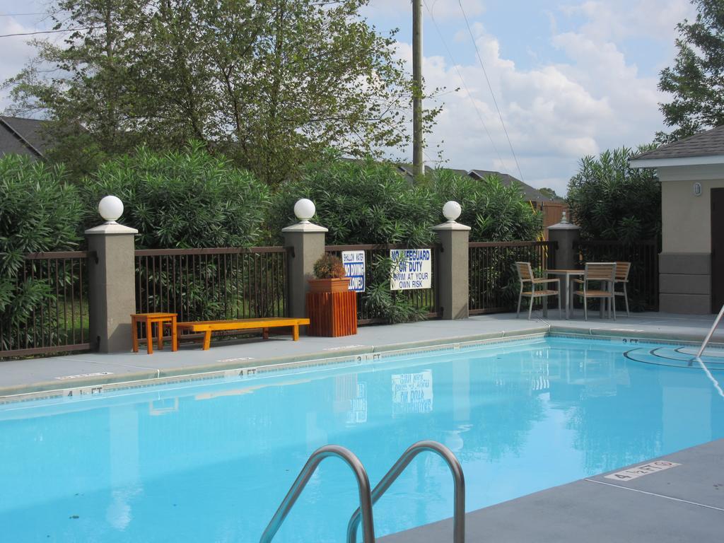 Baymont By Wyndham Jackson Hotel